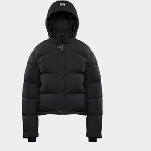 Aritzia SuperPuff Shorty — black